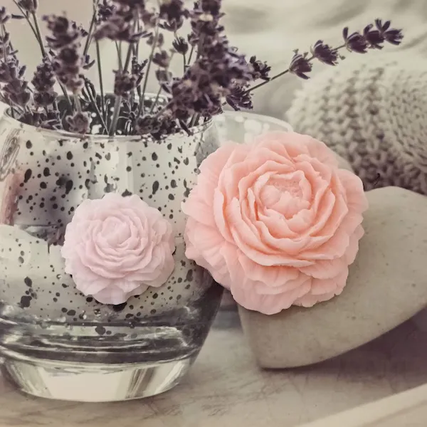 Mini mydełka glicerynowe na podziękowania kwiat piwonii mały