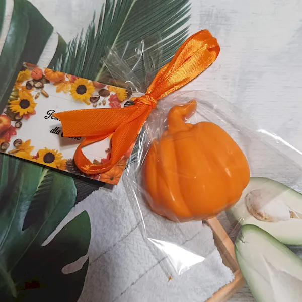 Jesienne mydełko glicerynowe dynia z personalizacja