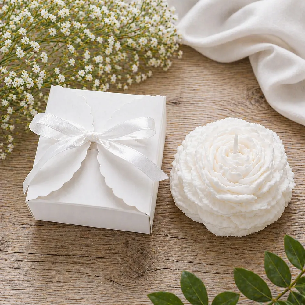 świeca sojowa piwonia w pudełku prezentowym biała komunia ślub podziękowanie